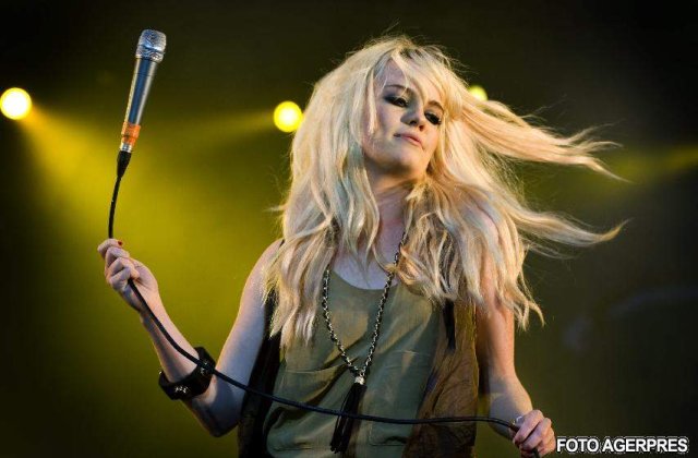 Mii de fani au asistat la primul concert Duffy in Romania