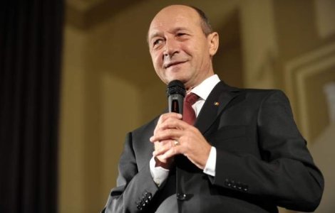  Top  Ce i-ai urat lui Traian Basescu de ziua lui? Iata mesajele politicienilor