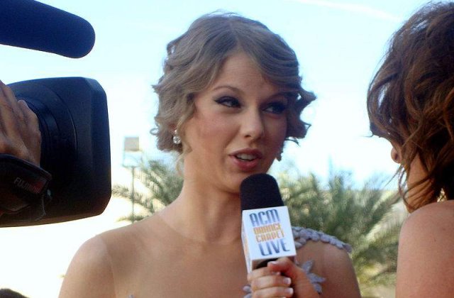 Taylor Swift nu poate accepta adulterul