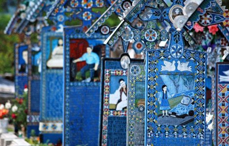 Cimitirul Vesel, pe primul loc in topul celor mai frumoase cimitire din lume