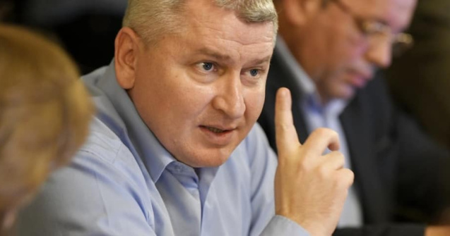 Deputat PNL, urare de Anul Nou: "Dragnea e la puscarie,/ Dancila, la b