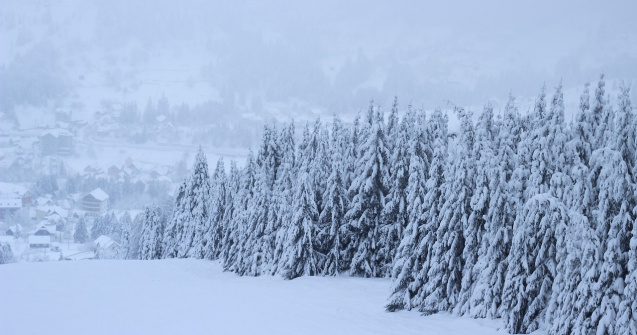Risc mare de avalansa in Fagaras. Turistii sfatuiti sa nu schieze la B