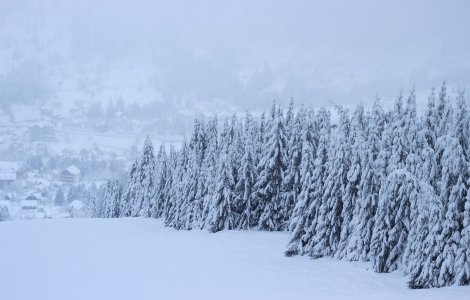 Risc mare de avalansa in Fagaras. Turistii sfatuiti sa nu schieze la B
