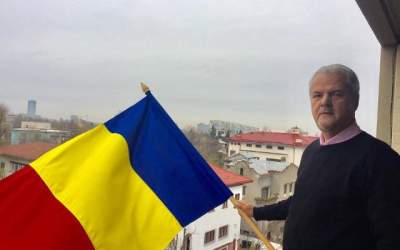 Adrian Nastase: Va doresc un...