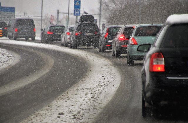 Aglomeratie pe Valea Prahovei: Se circula in coloana pe DN1, pe ambele sensuri de mers