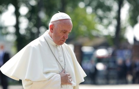 Papa Francisc, apel la dialog si retinere dupa tensiunile intre Iran s