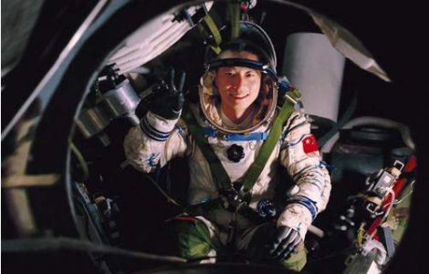 China va trimite un echipaj uman in spatiu in 2013