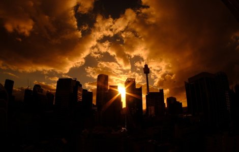 Cel putin un sfert de milion de persoane, evacuate in Australia