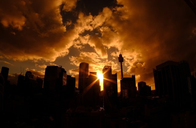 Cel putin un sfert de milion de persoane, evacuate in Australia. Un nou val de canicula in sudul si estul tarii