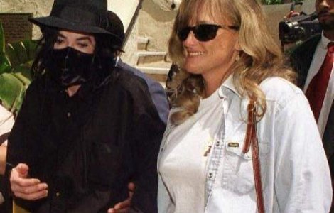 Paternitatea lui Michael Jackson, pusa sub semnul intrebarii