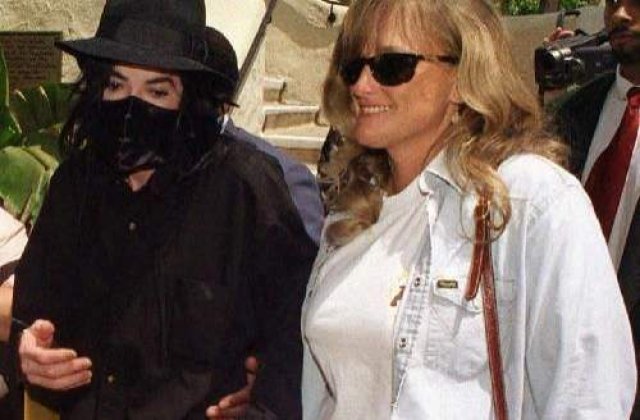 Paternitatea lui Michael Jackson, pusa sub semnul intrebarii