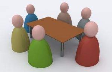 Premierul Ucrainei indeamna opozitia sa formeze un guvern de uniune