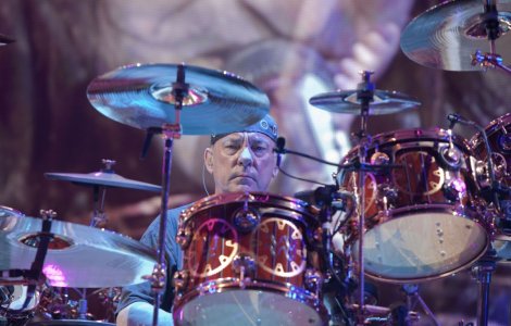 A murit Neil Peart, bateristul trupei de rock progresiv Rush