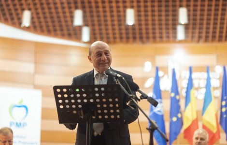 Basescu: Ma surprinde ca Manda s-a hotarat sa nu mai sustina prosti