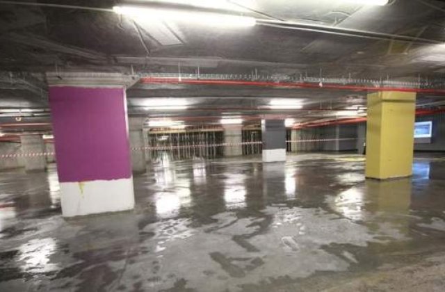 Oprescu a inaugurat parcarea subterana de la Universitate