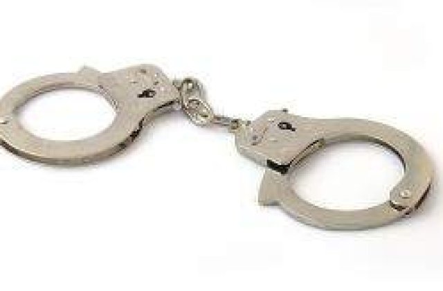 Primarul din Navodari, arestat preventiv pentru dare de mita