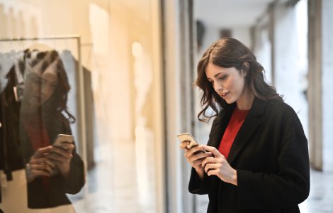  Top  5 greseli pe care le faci cand folosesti telefonul mobil