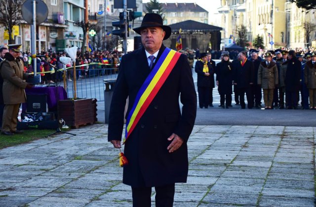 Primarul din Targu Mures isi mentine afirmatiile: Nu retractez nici o virgula. Copiii nu trebuie adusi pe lume ca sursa de venit