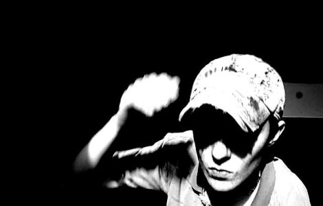 Cod etic impotriva urii manifestate fata de romi pe internet