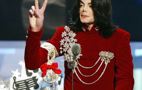 Ceremonia funerara a lui Michael Jackson, o afacere de familie