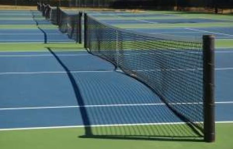 Nadal isi va relua antrenamentele