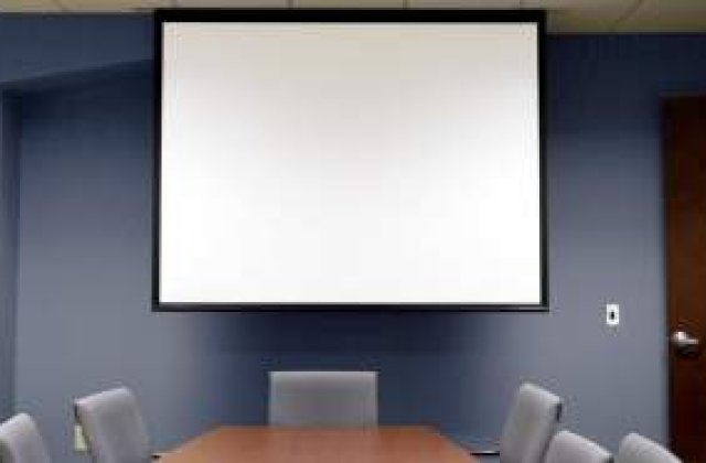 Unde ne angajam? Peste 9.000 de locuri de munca disponibile