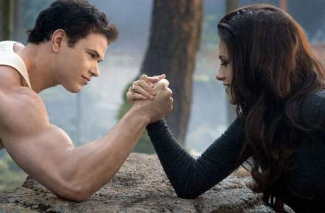 Filmul seriei Twilight, cea mai buna lansare in Romania din toate timpurile