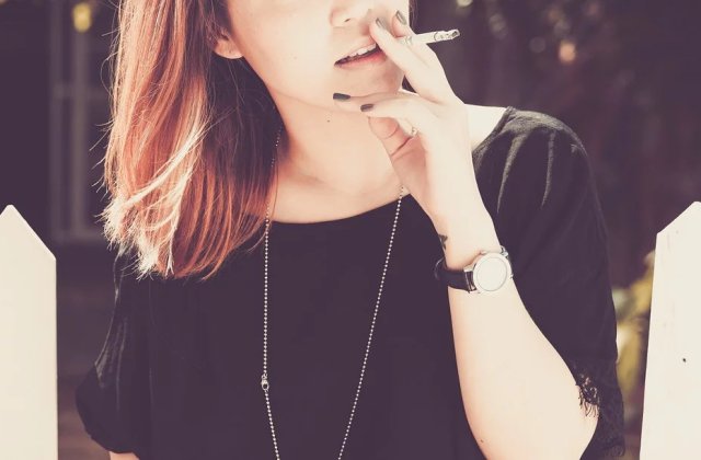 10 obiceiuri care accelereaza procesul de imbatranire