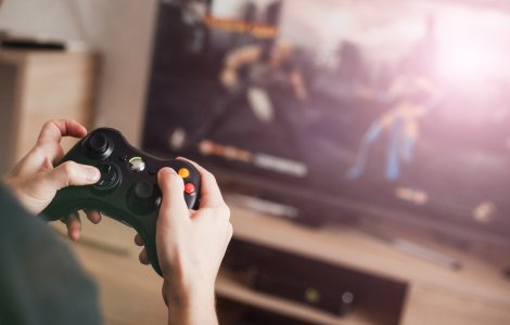 Un baiat de 12 ani a fost ucis de un altul de 14 ani pentru o consola