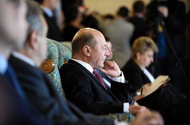 Parlamentul ii cere lui Basescu sa sustina propunerile CE si PE de buget