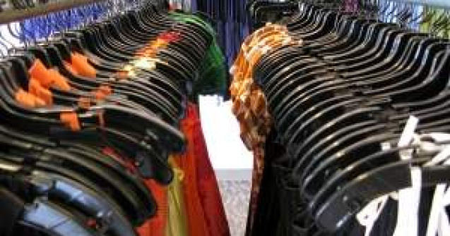 Greenpeace: In magazinele Zara se vand "haine toxice"