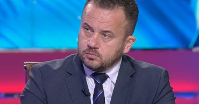 Liviu Pop, despre motiunea de cenzura: "Trece greu, dar trece"