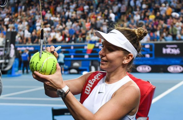 Simona Halep a invins-o la Australian Open pe americanca Jennifer Brady