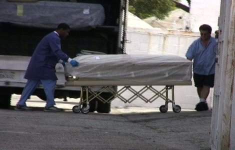 Trupul lui Michael Jackson va fi dus la ceremonia omagiala