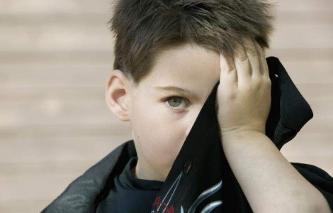 Semnal de alarma: Numar-record de cazuri de incalcare a drepturilor copilului