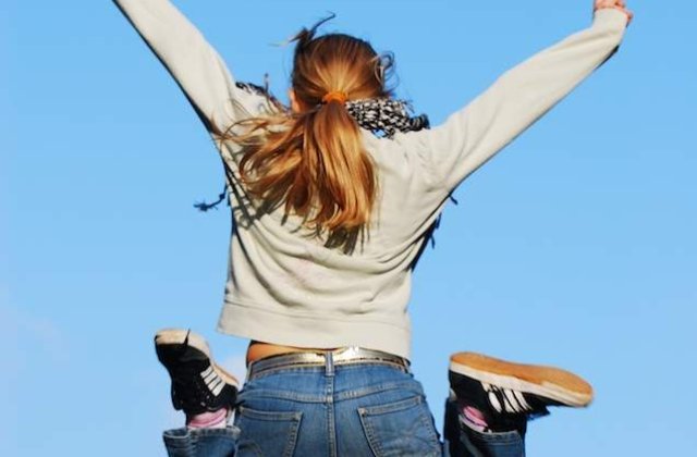 "Tombola castigatorilor va scoate din criza". Teapa!