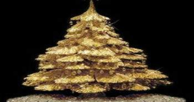 Un brad de Craciun din aur, de 4,2 mil dolari, de in vanzare la Tokyo