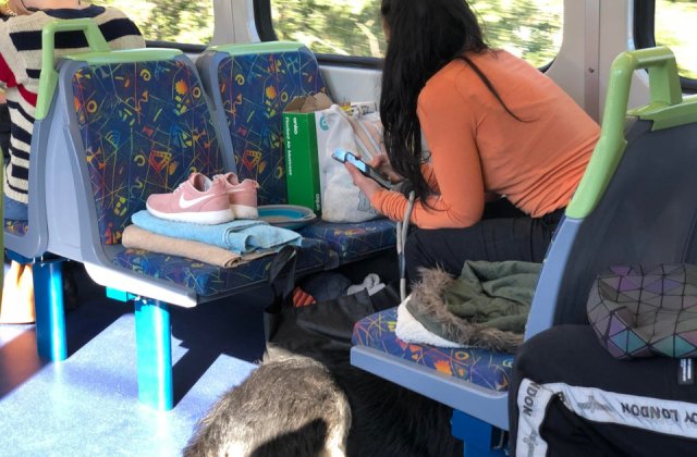 10+ situatii intalnite in mijloacele de transport in comun care ar infuria pe oricine