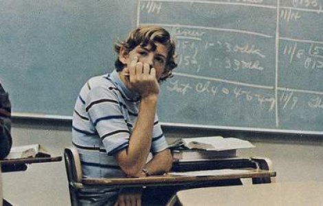 &#39;Suna un prieten&#39;, daca nu stii raspunsul la examen