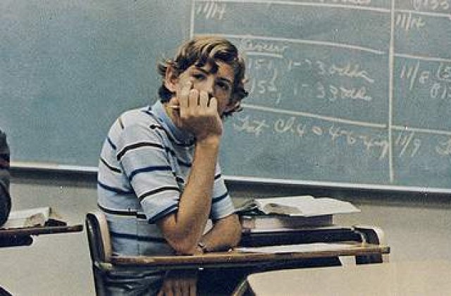 &#39;Suna un prieten&#39;, daca nu stii raspunsul la examen