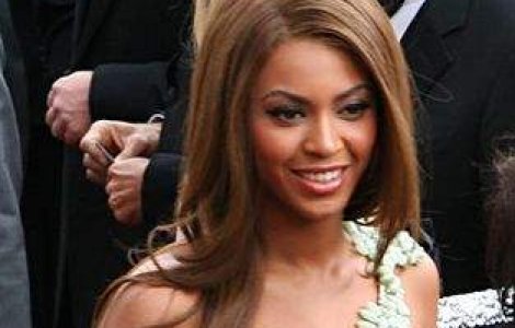 Beyonce, cea mai bine platita vedeta sub 30 de ani