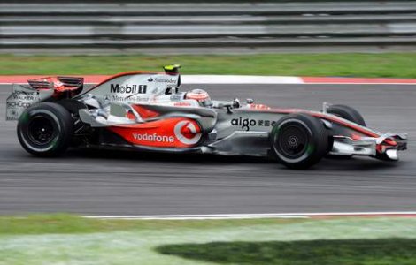 Formula 1 plonjeaza din nou in haos