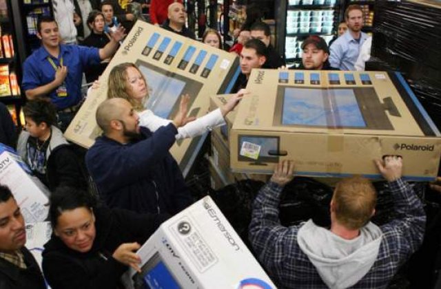 Black Friday, de trei ori mai popular pe Internet decat anul trecut