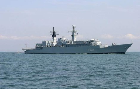 Caporal de pe fregata "Regele Ferdinand", dus de urgenta cu un elicopter la un spital din Nairobi