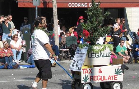 Legalizarea marijuanei ar putea scoate California din criza