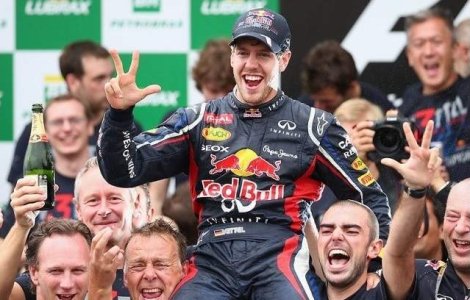 Formula 1: Vettel, campion mondial pentru a treia oara consecutiv