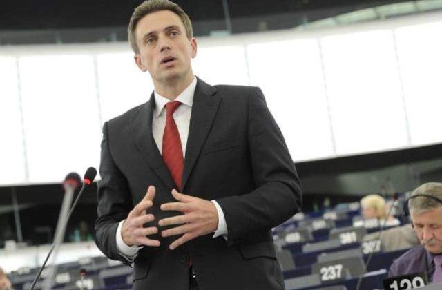 Basescu, acuzat de Ivan: Lui Boc si MRU le-a cerut buget si program de guvernare?