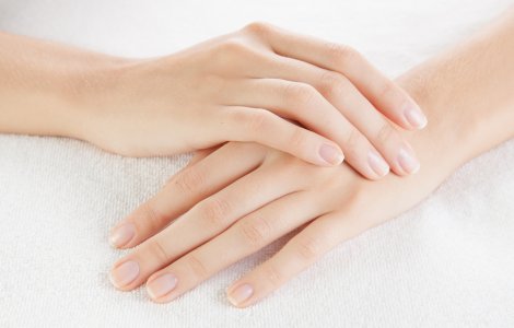  Top  5 alimente naturale pentru o manichiura de invidiat