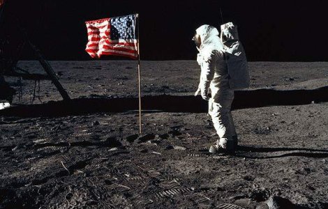 Primul pas pe luna a implinit 40 de ani