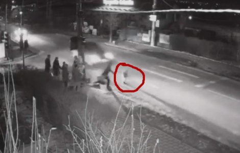 Un copil de doi ani a fost calcat de masina pe trecerea de pietoni /VI
